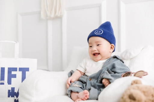 柳林4个月宝宝干呕